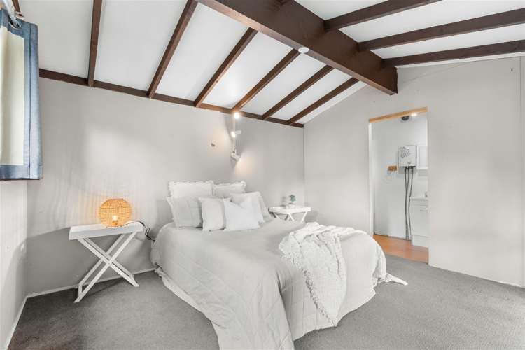 388 Ilam Road Bryndwr_20