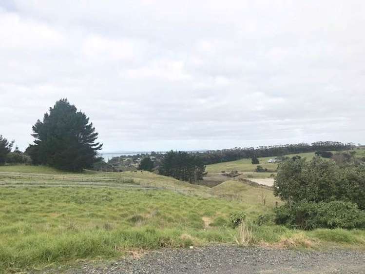 2994 Awhitu Road Waiuku_12