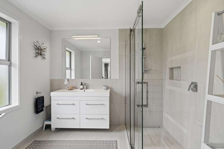 16 Inverurie Drive Waihopai_23
