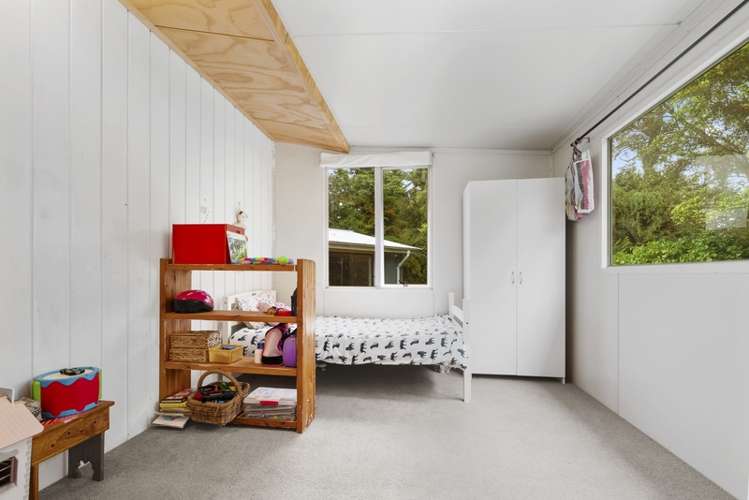 15 John Road Fairy Springs_6