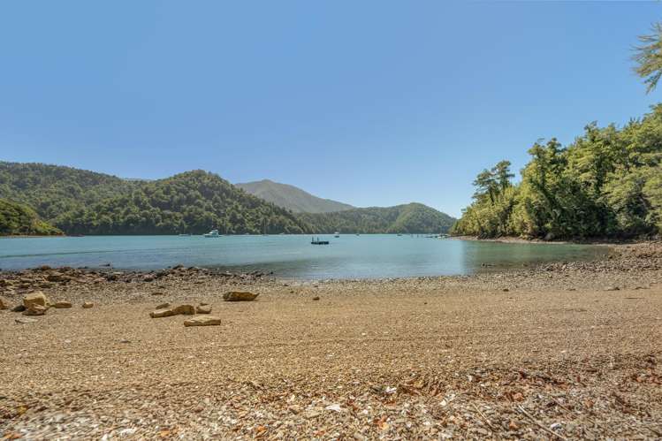 30 and 32 Matai Street Tennyson Inlet_24