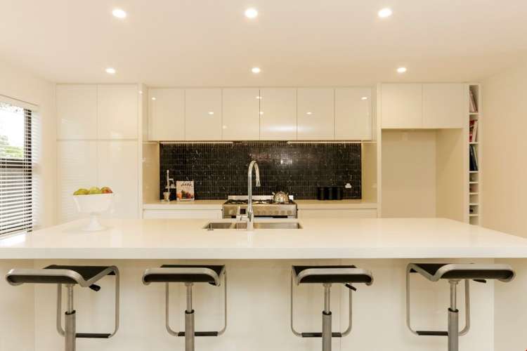 28a Queensway Three Kings_13