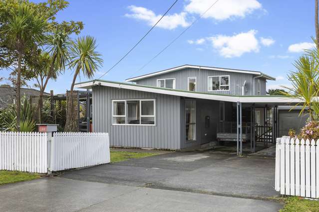 64 Konini Road Titirangi_1