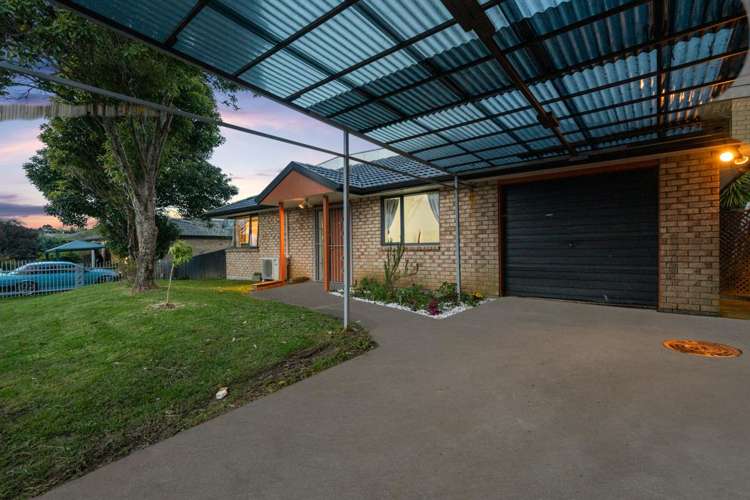 29 Woodbank Drive Glen Eden_15
