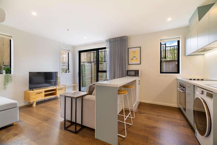 18 Grain Close Jacks Point_16