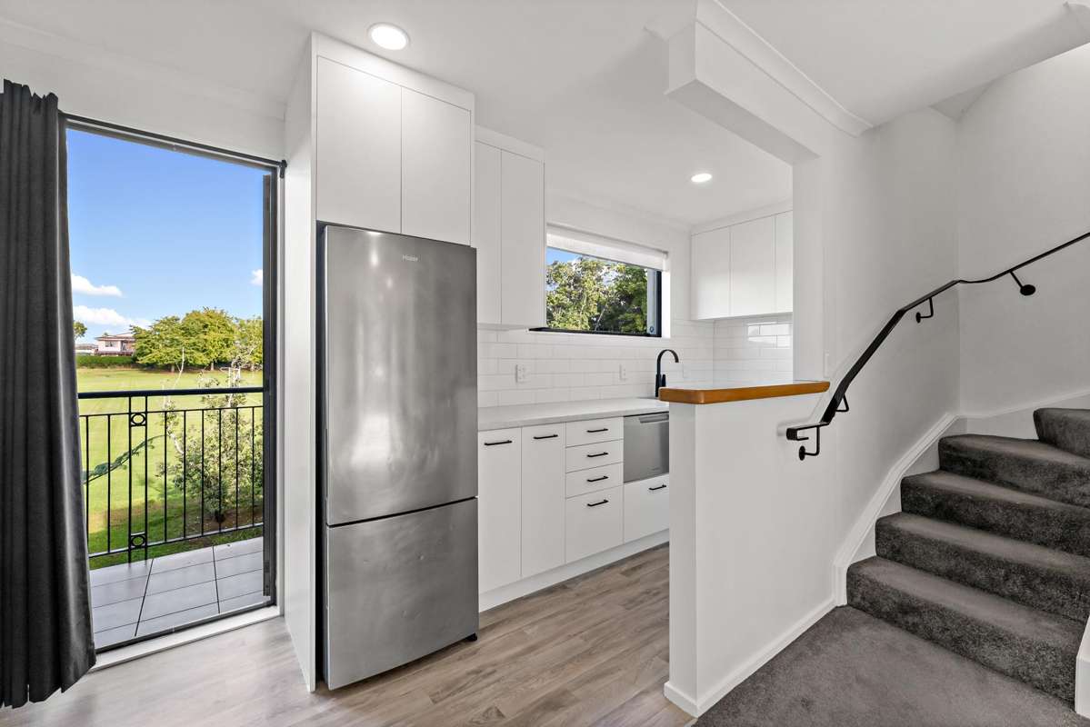 17/266 Shirley Road_1