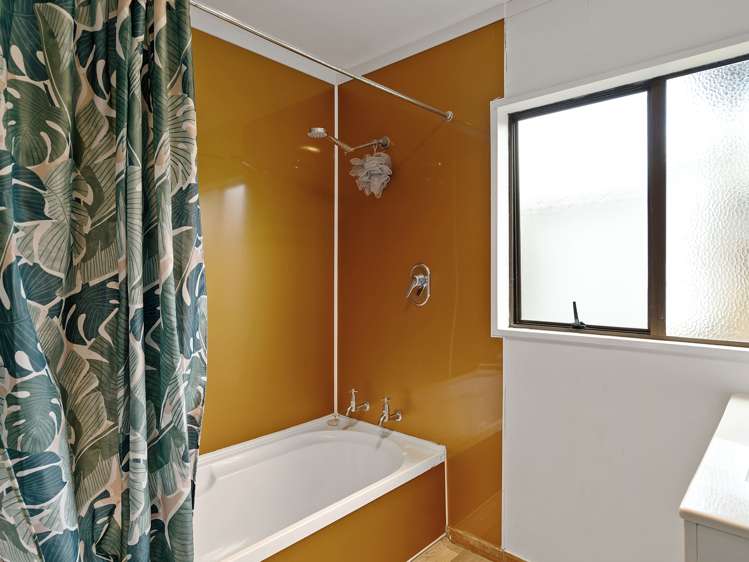 78 Coopers Road Gate Pa_14