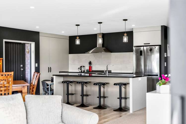 25 Lerwick Lane Waimana_11