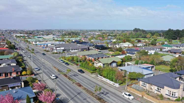 400 North Road Waikiwi_37