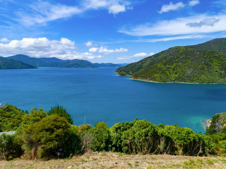 Karaka Point Waikawa_5