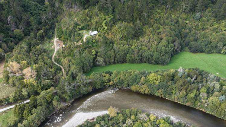 1155 East Takaka Road Upper Takaka_23