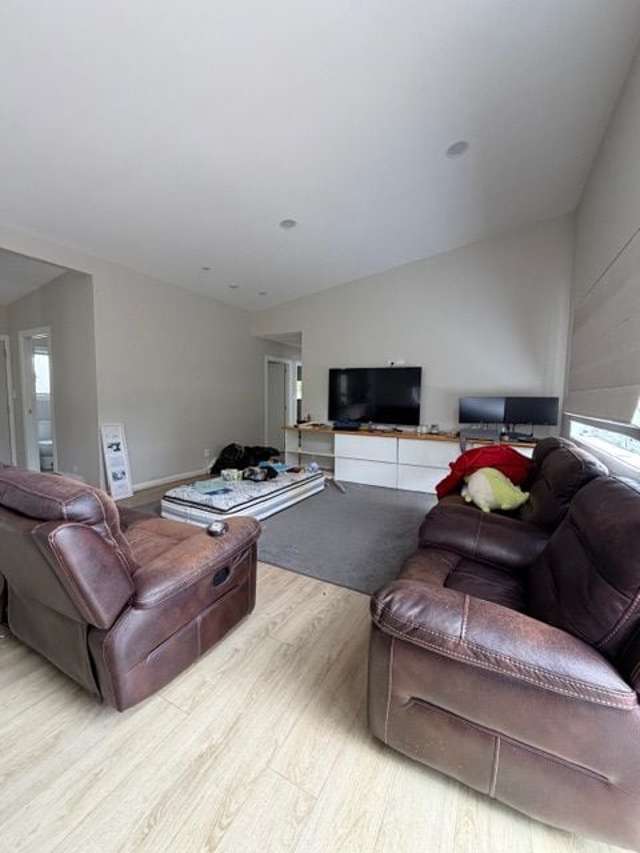 1/27B Victory Avenue Karori_2