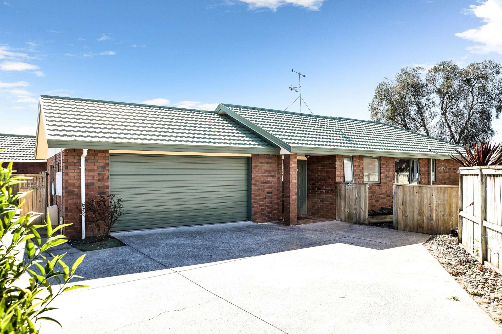 25 Newfield Drive Fairview Downs_0