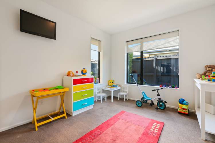 9 Begonia Lane Wigram_12