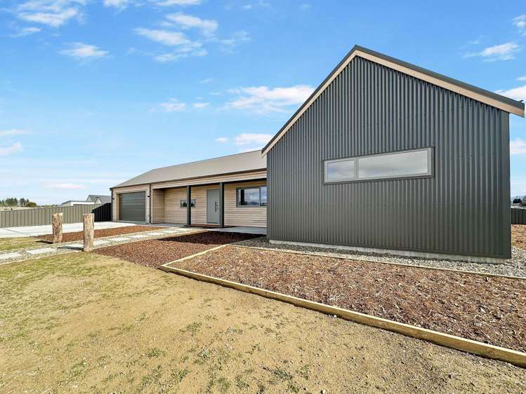 38 Lakeland Avenue Twizel_19