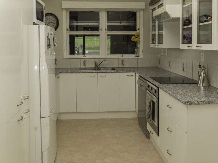 240 Racecourse Road Waipukurau and Surrounds_11