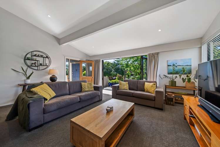 22C Yellowstone Crescent Burwood_13