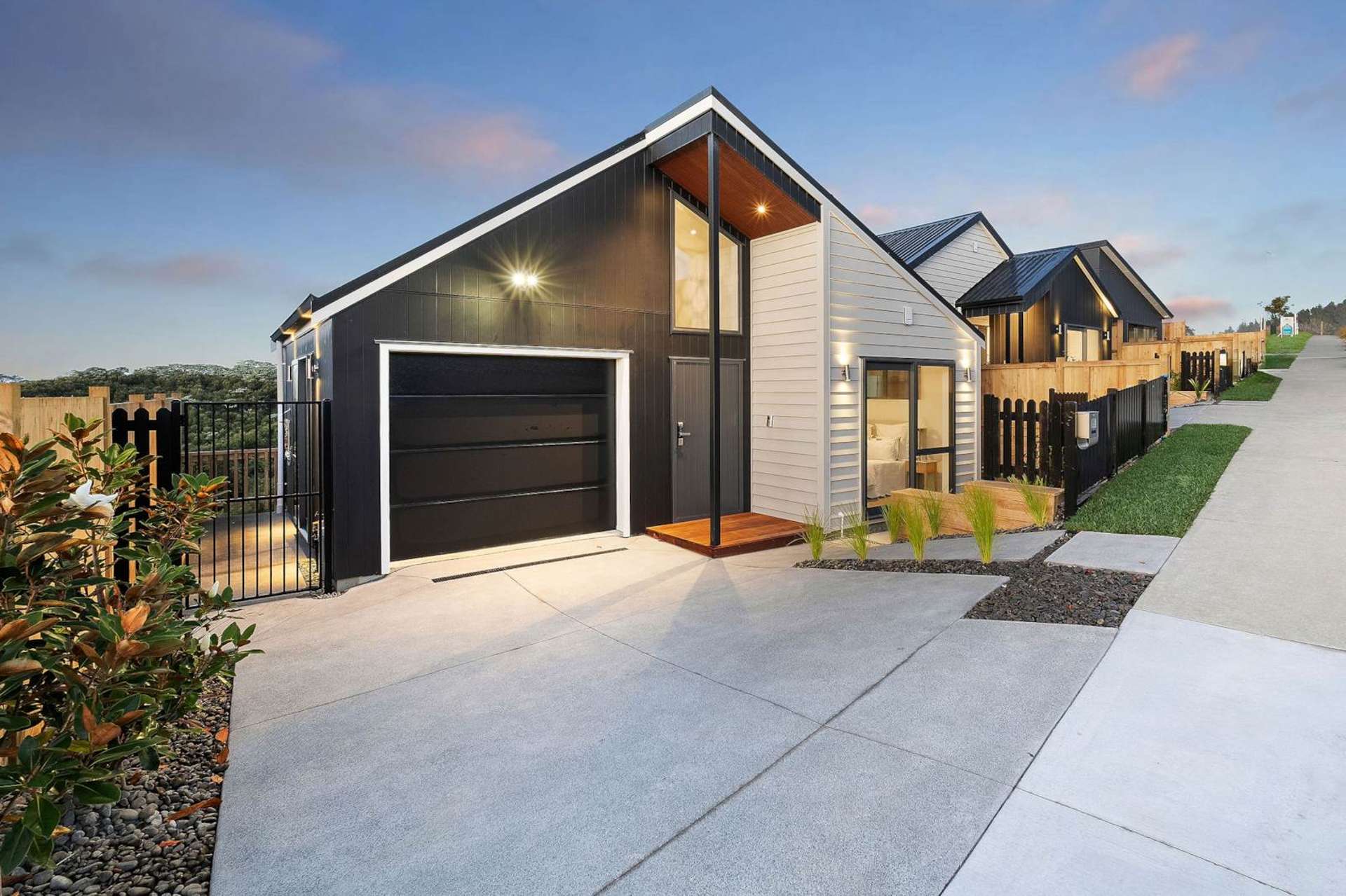 25 Aquamarine Avenue Wainui_0