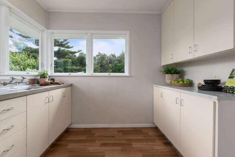 2/5 Margaret Place Milford_7