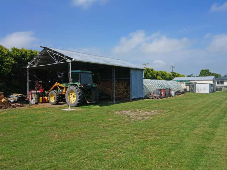 177 Awarua School Road Woodend_13