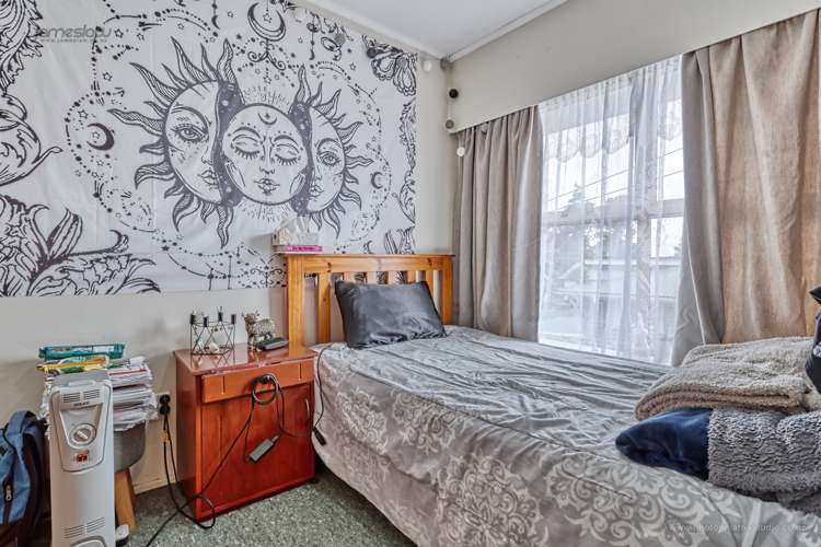 2/75 Sabulite Road Kelston_5