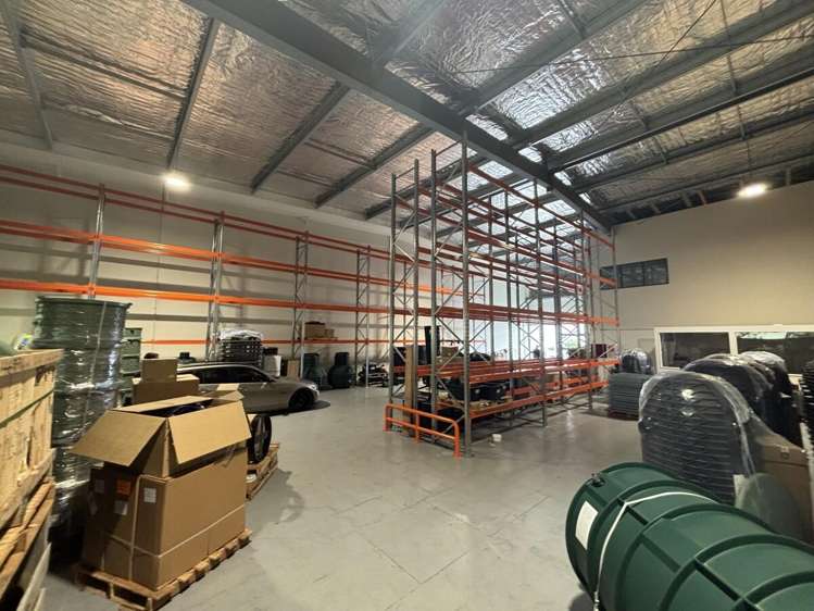 Unit 5, 76 Porana Road Wairau Valley_1