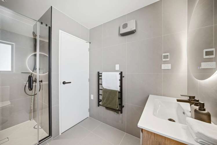 1 Nerita Place Long Bay_24