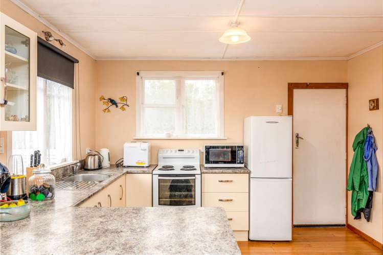 25 Paterson Street Pahiatua_11