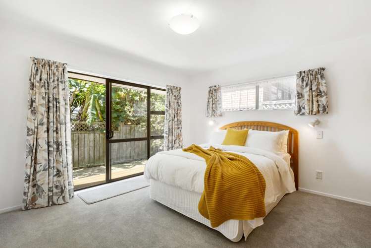 2/5 Alma Road Milford_10