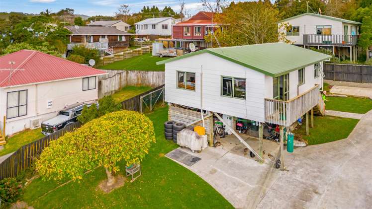 1 Maywood Crescent Glen Eden_21