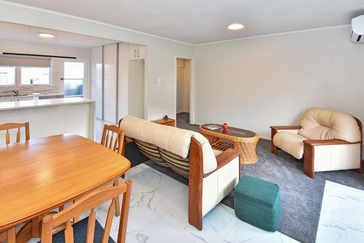 16/9 Mountain Road Mount Wellington_6