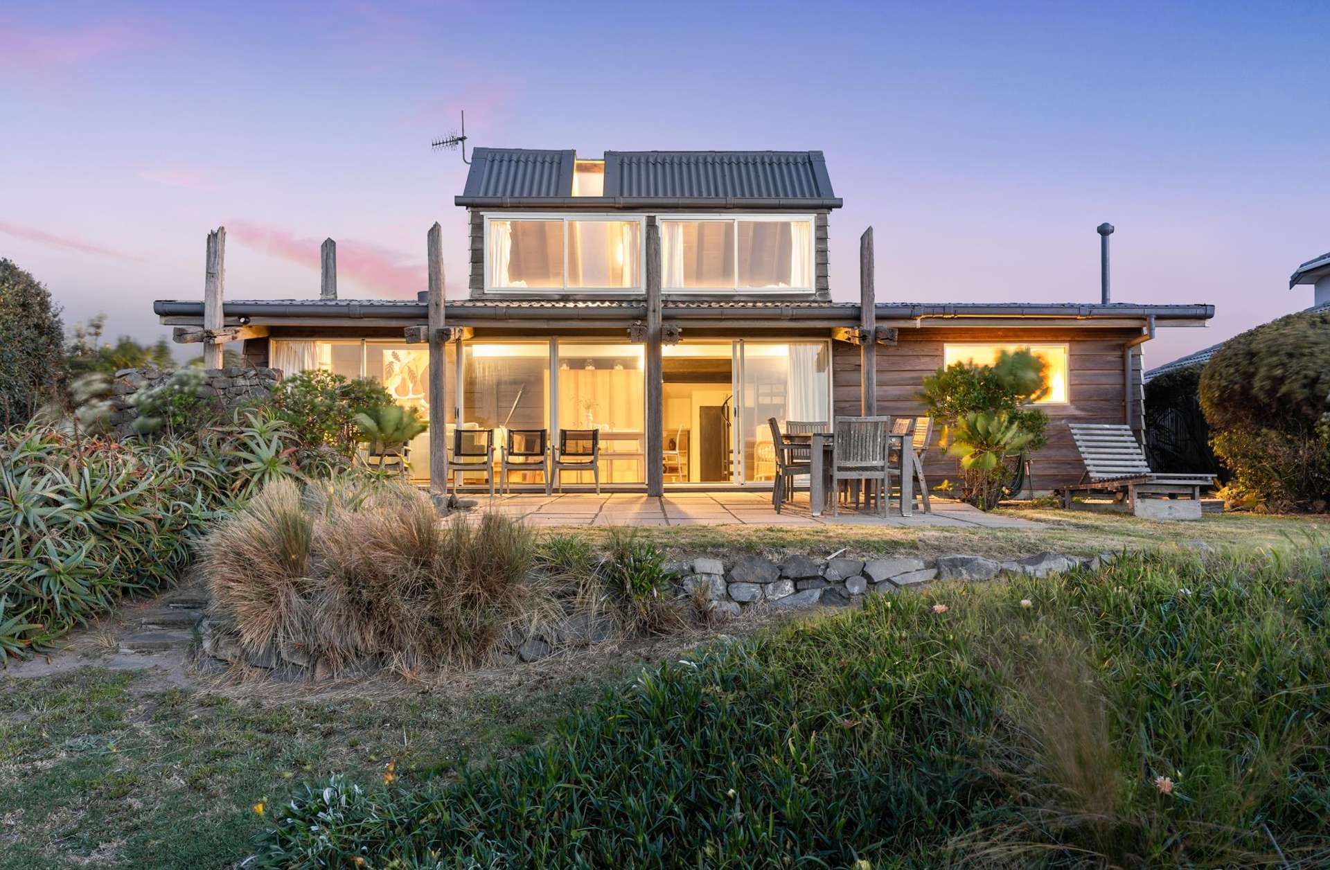75 Field Way Waikanae Beach_0