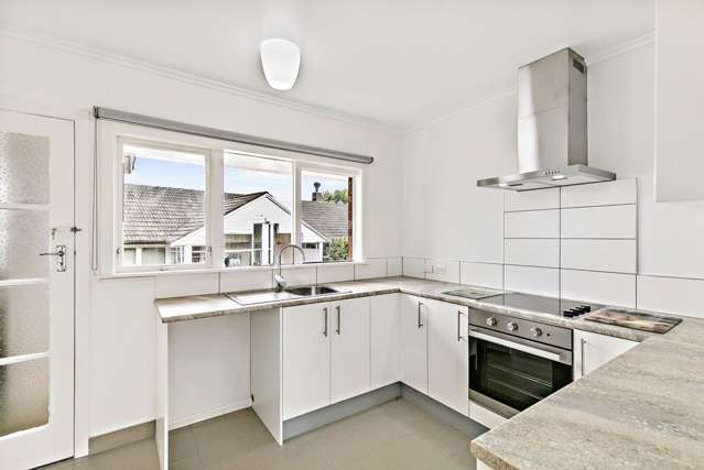 2/42A Clonbern Road Remuera_2