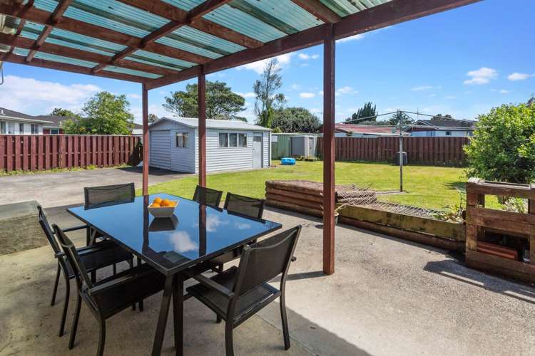 64 Sunlands Drive Manurewa_7