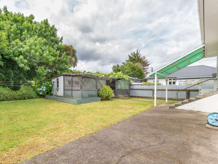 2 Green Avenue Levin_10