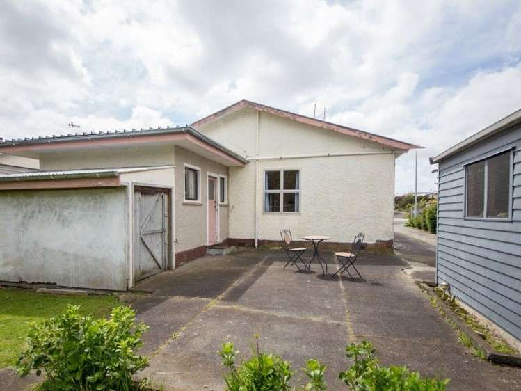 90 Lyndhurst Street Takaro_3