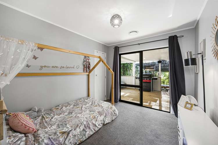 7 Leaming Place Clarks Beach_10