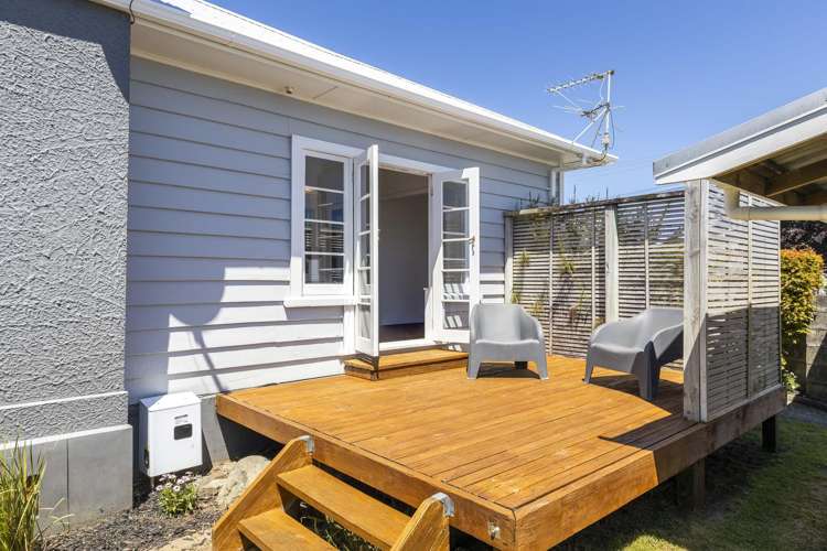 40 Tukapa Street Westown_18