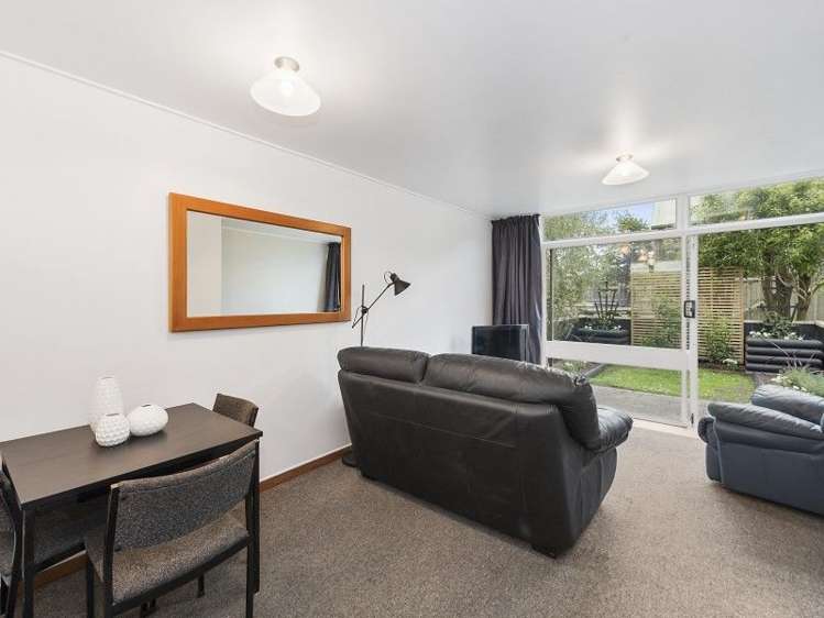 7/1 Dp Coates Street Hamilton East_5