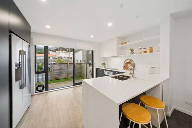 2/12 Stanley Street Berhampore_3