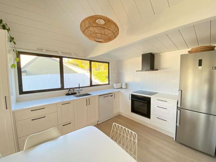 132a Riddell Road_0