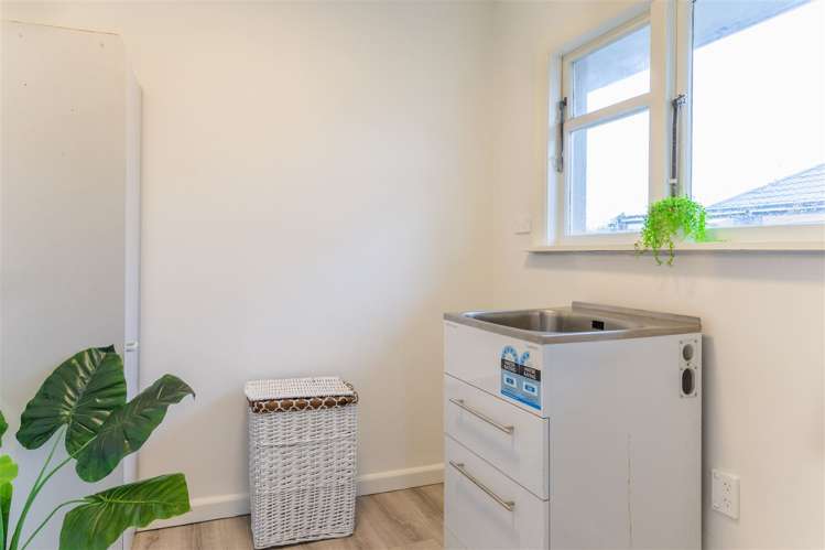 27 Middlepark Road Sockburn_16