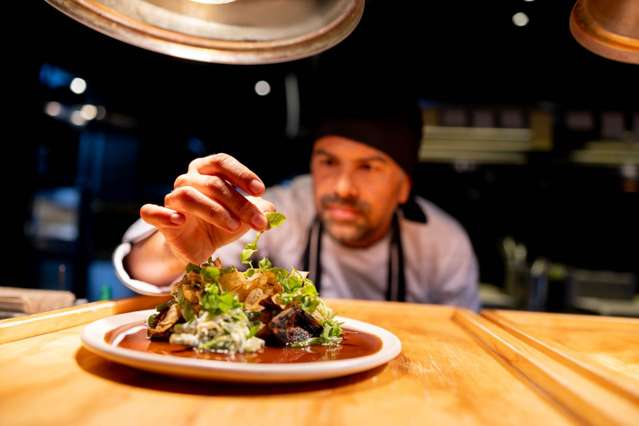 PROFITABLE & PROVEN BAY OF ISLANDS RESTAURANT 