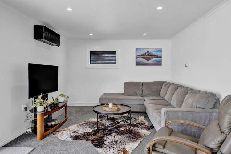30 Hunter Street Hawera_10