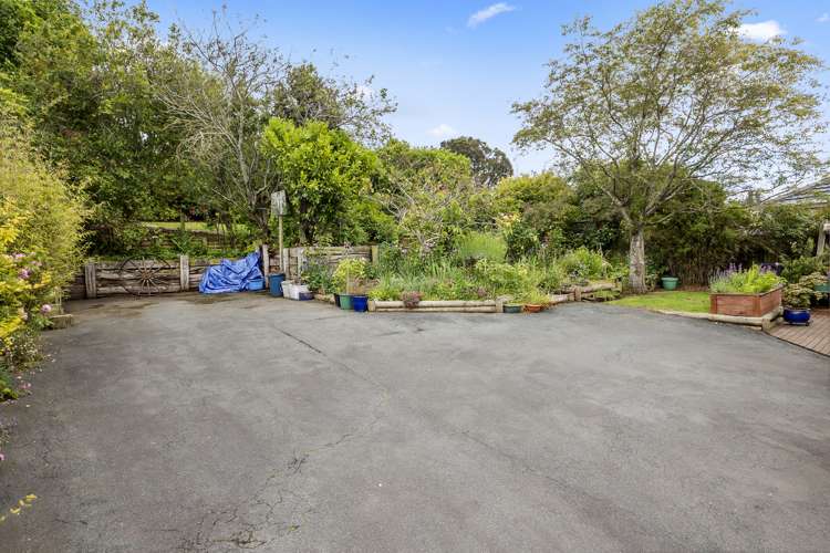 52 Waldron Crescent Green Island_18