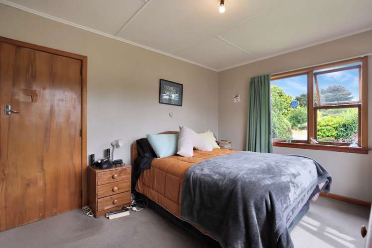 847 Boundary Road Willowby_10