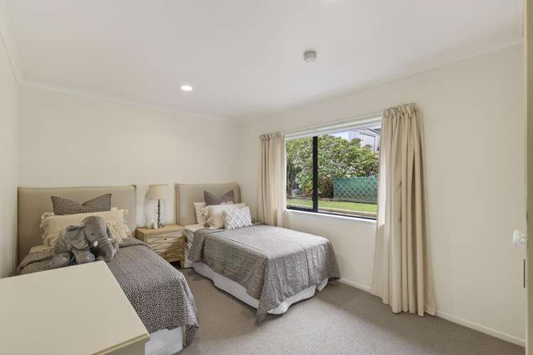 15 Sandel Rise Merrilands_17