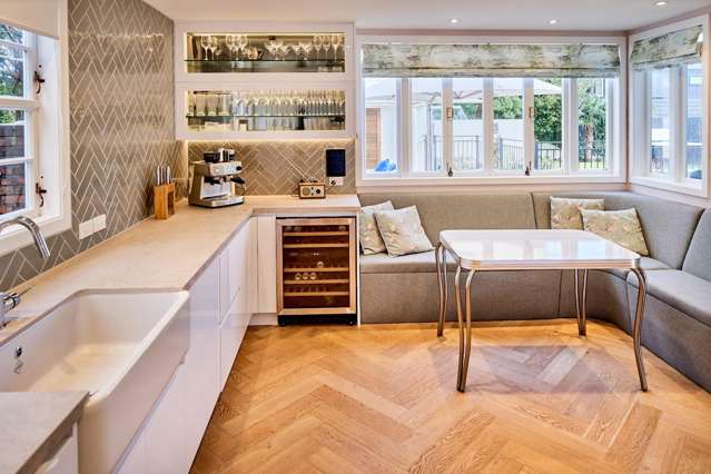 25 Cheviot Road, Lowry Bay Eastbourne_2