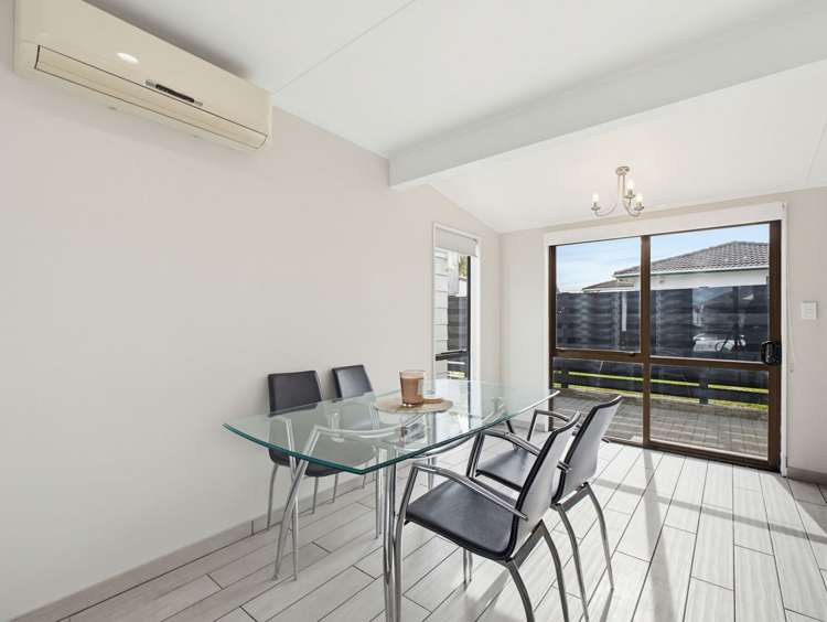 7 Willowstream Grove Cloverlea_10