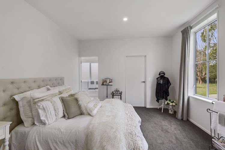 812 Oxford Road Fernside_15